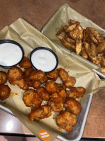 Buffalo Wild Wings Grill & Bar food