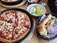 Pizza Hut food