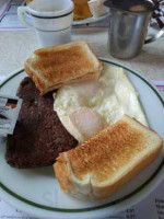 Palmer's Diner food