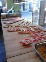 Pezzi Pizza food