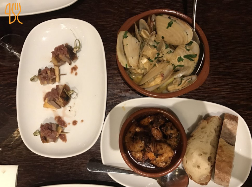 restaurant image