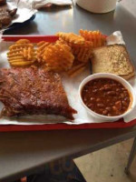 Blackhawk Bbq food