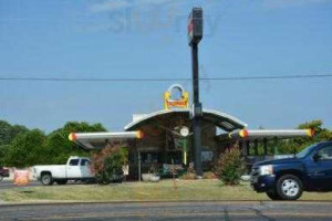 Sonic Drive-in outside