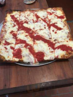 Attillio's Pizza And Pasta food