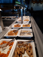 Mosto Buffet food