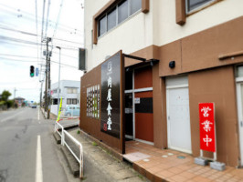 Nikuya Shokudo (butcher outside