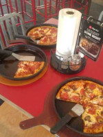 Pizza Hut food