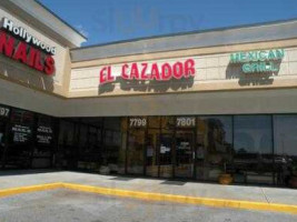 El Cazador Mexican Grill outside