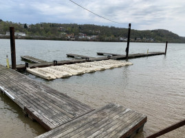 Allenport Marina outside