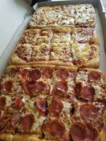 Pizza Hut food