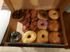 Darla's Donuts food