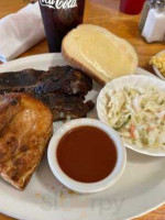 Todd's Barbecue Restaurant And Bar food