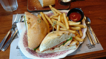 The Old Spaghetti Factory food