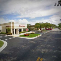 Boston Market outside