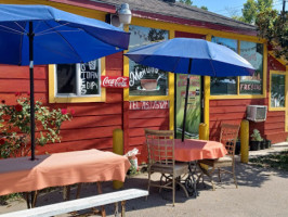 Taqueria El Buen Taco inside