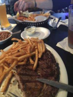 78 Sports Grill food