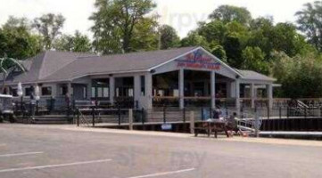 The Casino Bar, Restaurant Dockage outside