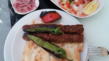 Şevket Kebap Salonu food