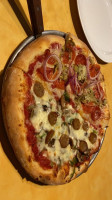 Zio's Pizzeria food