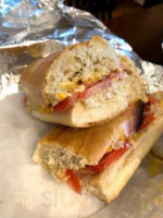 Giannoni's Deli food