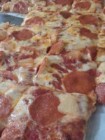 Romeo's Pizza food