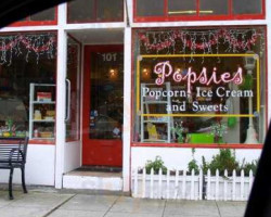 Popsies outside