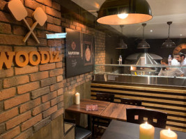 Woodiz Pontoise food