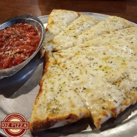 Oz Pizza food