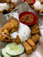 Warung Nian food