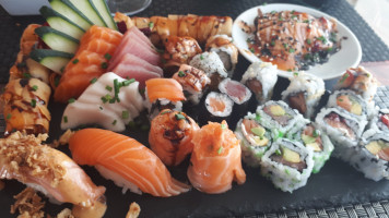 Hako Sushi food