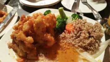 Roselyn Thai Fine Cuisine food