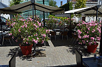 Hotel restaurant La Vieille Auberge outside