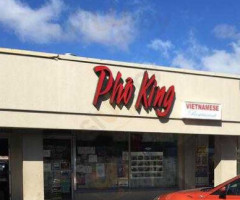 PHO King outside