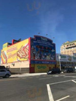 Nathans Famous outside