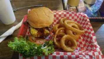 Ski-boy Drive Inn food