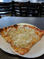 Tarallo's Pizzeria food