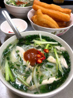 Phở Gà Cường Lợi food