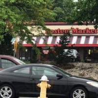 Boston Market outside