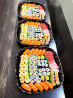 Id Fun Sushi inside