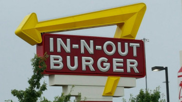 In-n-out Burger food