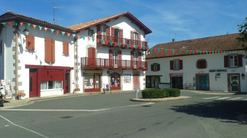 Restaurant le fronton food