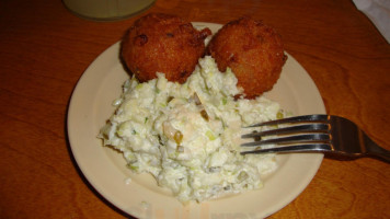 Ezell's Catfish food