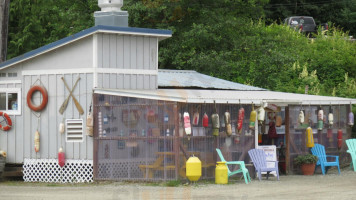 Dockside Galley food