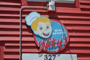 Niky's Mini Donuts food