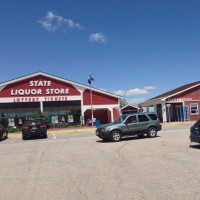 Nh Liquor Wine Outlet outside