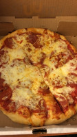 Pepi's Pizza food