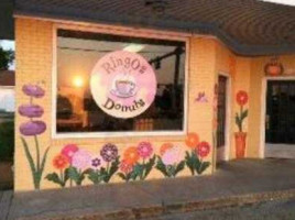 Ringo's Donuts food