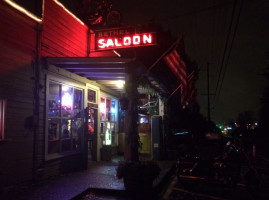 Bethel Saloon outside