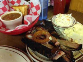 Hodie's Bbq food