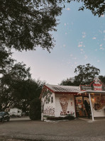 Strachan's Ice Cream Desserts Palm Harbor outside